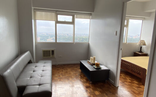 Fifth Avenue Place Condo for Sale in BGC