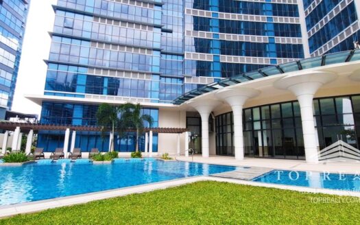 Uptown Parksuites Condo for Sale in BGC