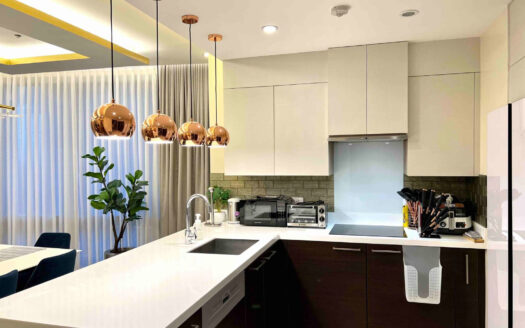 The Suites 2BR Condo for Sale in BGC | PROPERTY CODE: DS88-004251