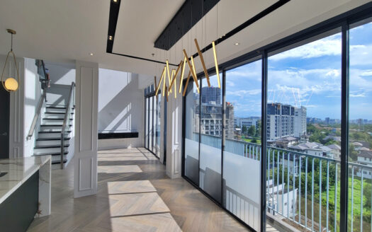 St. Moritz Private Estate Condo for Sale in BGC
