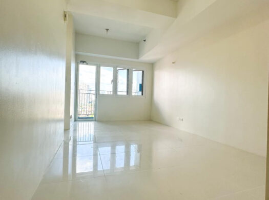 Park Avenue 2BR Condo for Sale BGC – Corner Unit with Balcony and Parking | PROPERTY CODE: DS88-004717