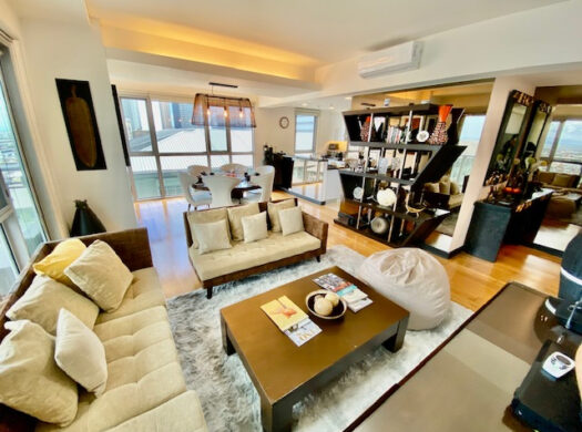 One Serendra 2BR Condo for Sale BGC – West Tower High-Floor Unit with Pool Views | PROPERTY CODE: DS88-003643