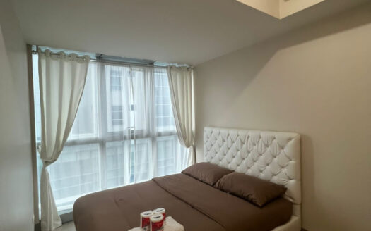 Uptown Parksuites Condo for Sale in BGC